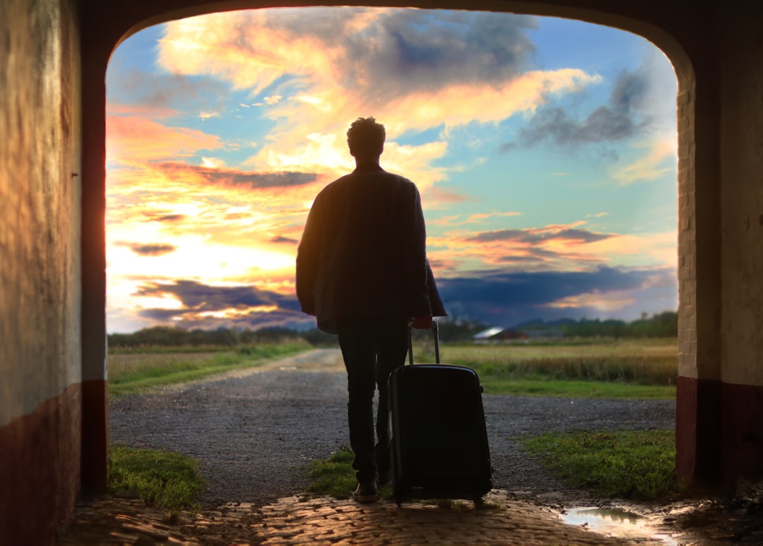 Labor Day Flight Deals 2026: How to Find Last-Minute Savings This Weekend