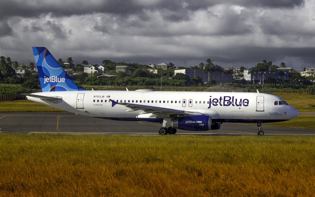 New Airline Routes for Summer 2026: JetBlue and Breeze Expand to 15 Destinations